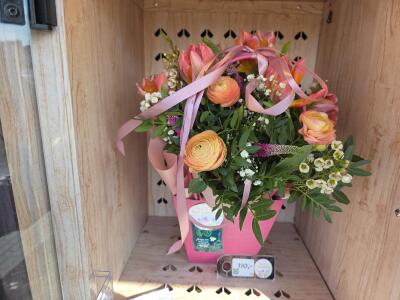 Bukiet z Batorego 81a (wjazd na bri...