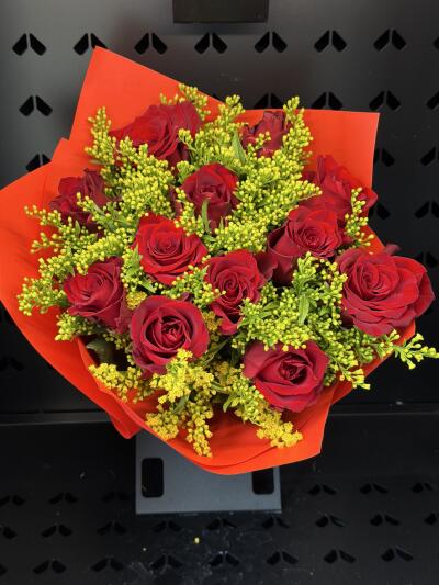 Bukiet z Dom Kwiatów i Sztuki