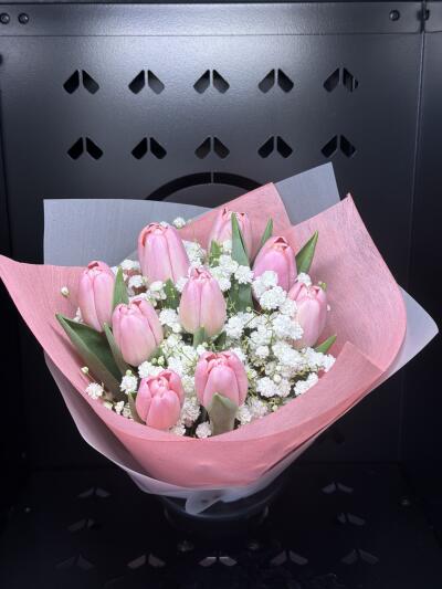 Bukiet z Dom Kwiatów i Sztuki