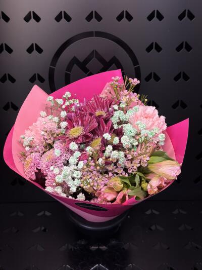 Bukiet z Dom Kwiatów i Sztuki