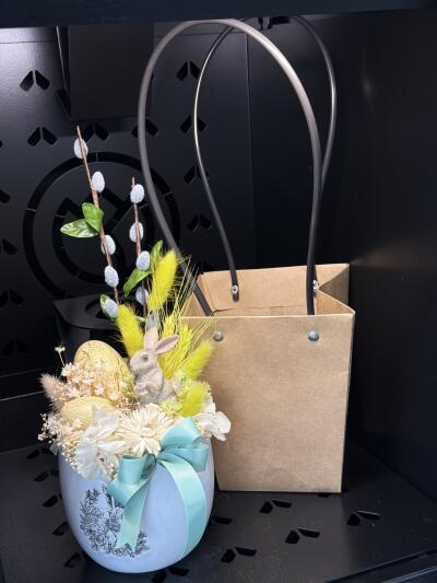 Kompozycja z Dom Kwiatów i Sztuki