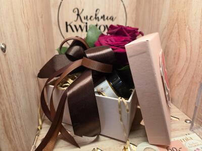 Bukiet z Batorego 81a (wjazd na bri...