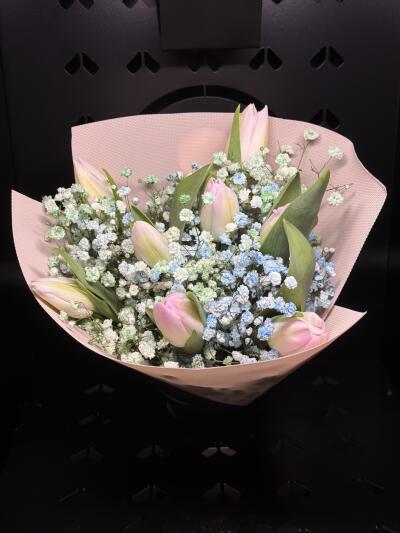 Bukiet z Dom Kwiatów i Sztuki