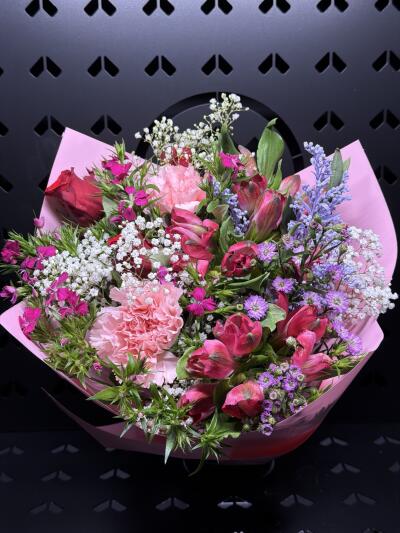 Bukiet z Dom Kwiatów i Sztuki