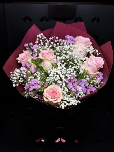 Bukiet z Dom Kwiatów i Sztuki