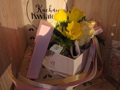 Bukiet z Batorego 81a (wjazd na bri...