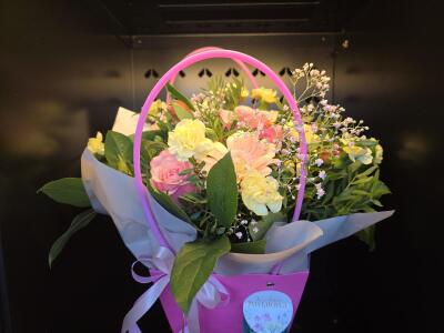 Bukiet z al. Konstytucjo 3 maja 20 ...