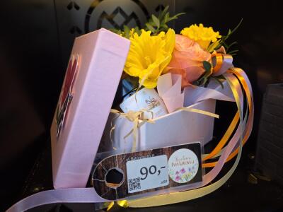 Bukiet z al. Konstytucjo 3 maja 20 ...