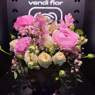 Pudrowa Elegancja – bukiet