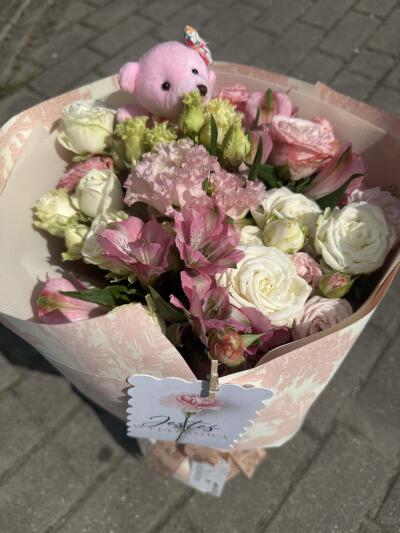 Bouquet from SISIFlowers BB Hałcn�...