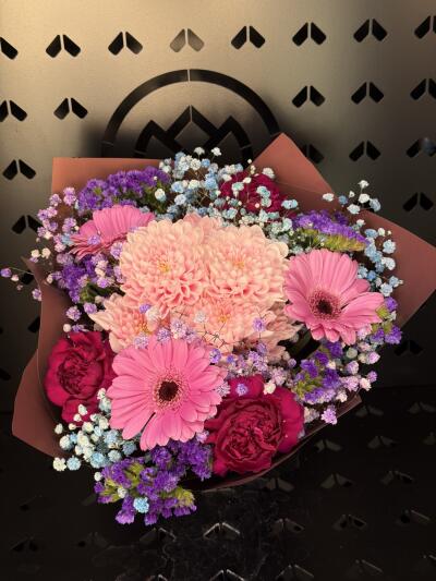 Bukiet z Dom Kwiatów i Sztuki