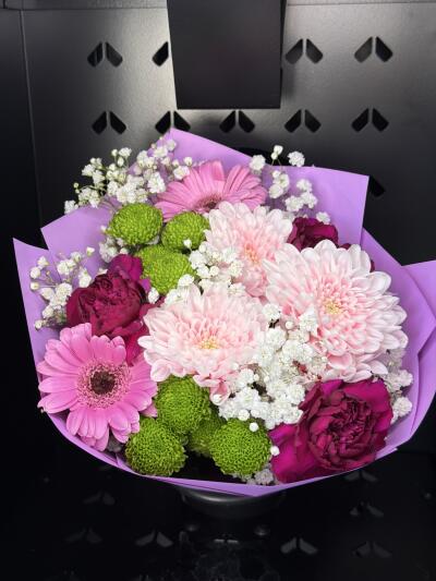 Bukiet z Dom Kwiatów i Sztuki