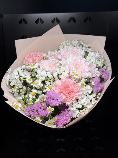 Bukiet z Dom Kwiatów i Sztuki