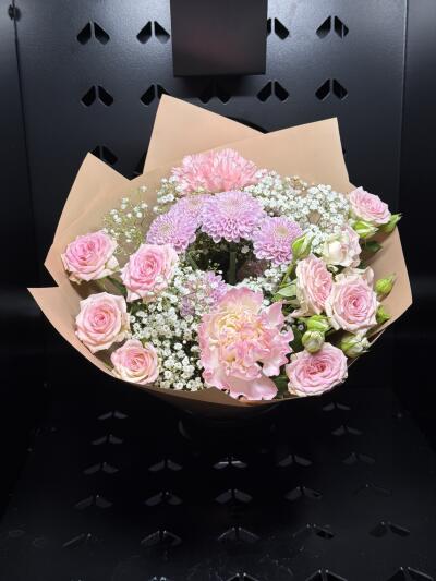 Bukiet z Dom Kwiatów i Sztuki