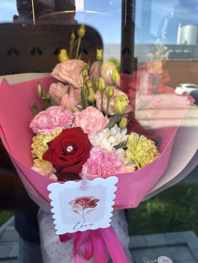 Bouquet from SISIFlowers BB Gorkieg...
