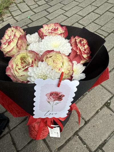 Bouquet from SISIFlowers BB Hałcn�...