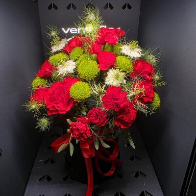 Karminowa Siła (Flowerbox)