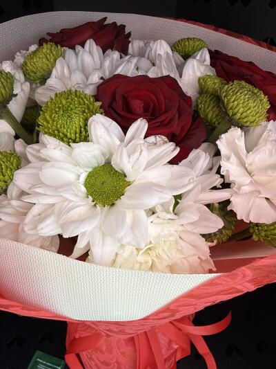 Bouquet from SISIFlowers BB Komorow...