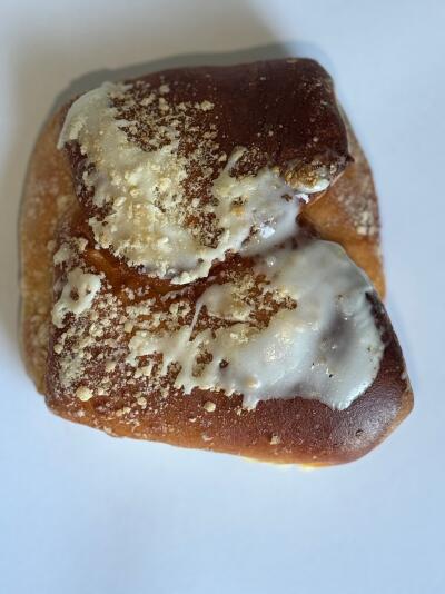 Bułka słodka z WIŚNIĄ 2szt.