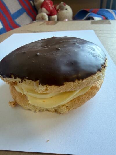 Pączek z marmoladą 4szt.