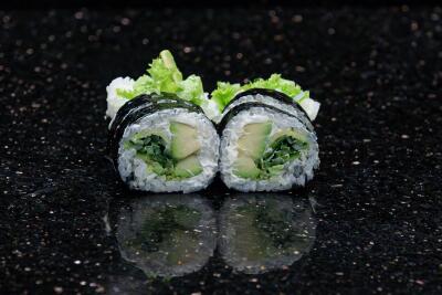 FUTO AVOCADO ROLL