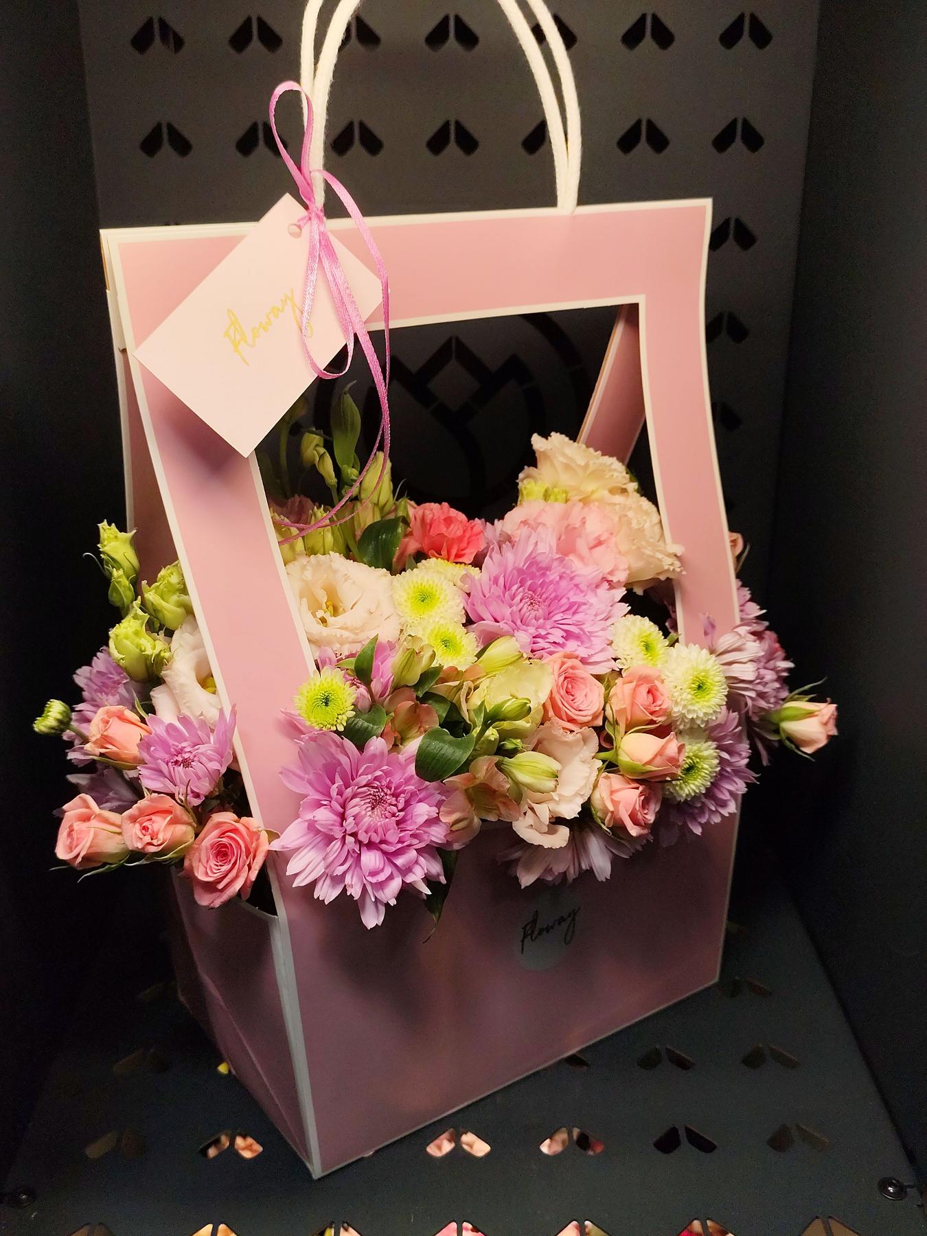 Bouquet from Floway RIX Riga airpor...