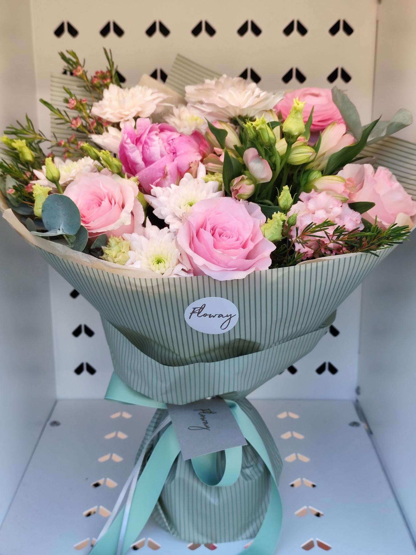 Bouquet from Floway Babīte