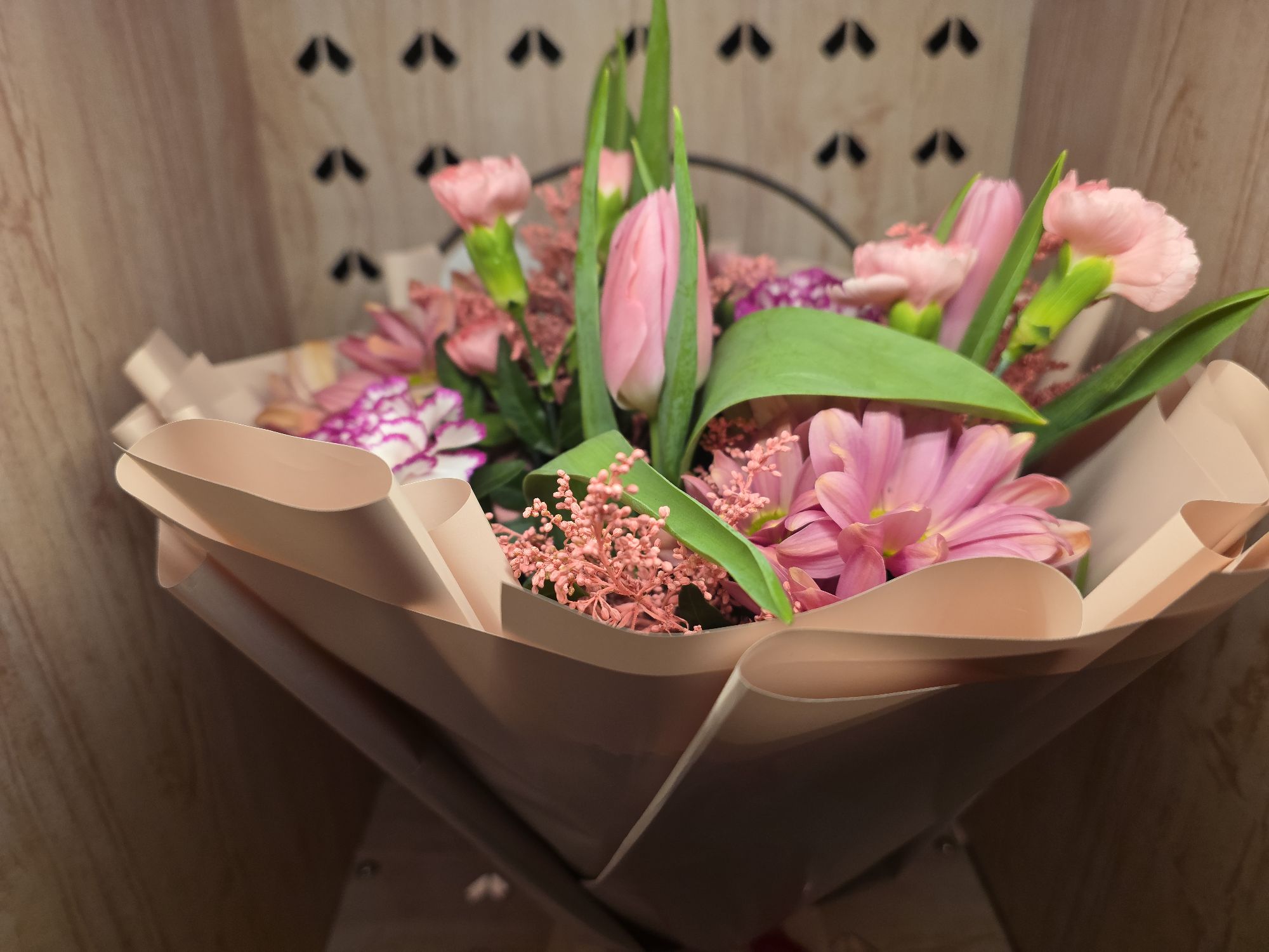 Bukiet z Batorego 81a (wjazd na bri...