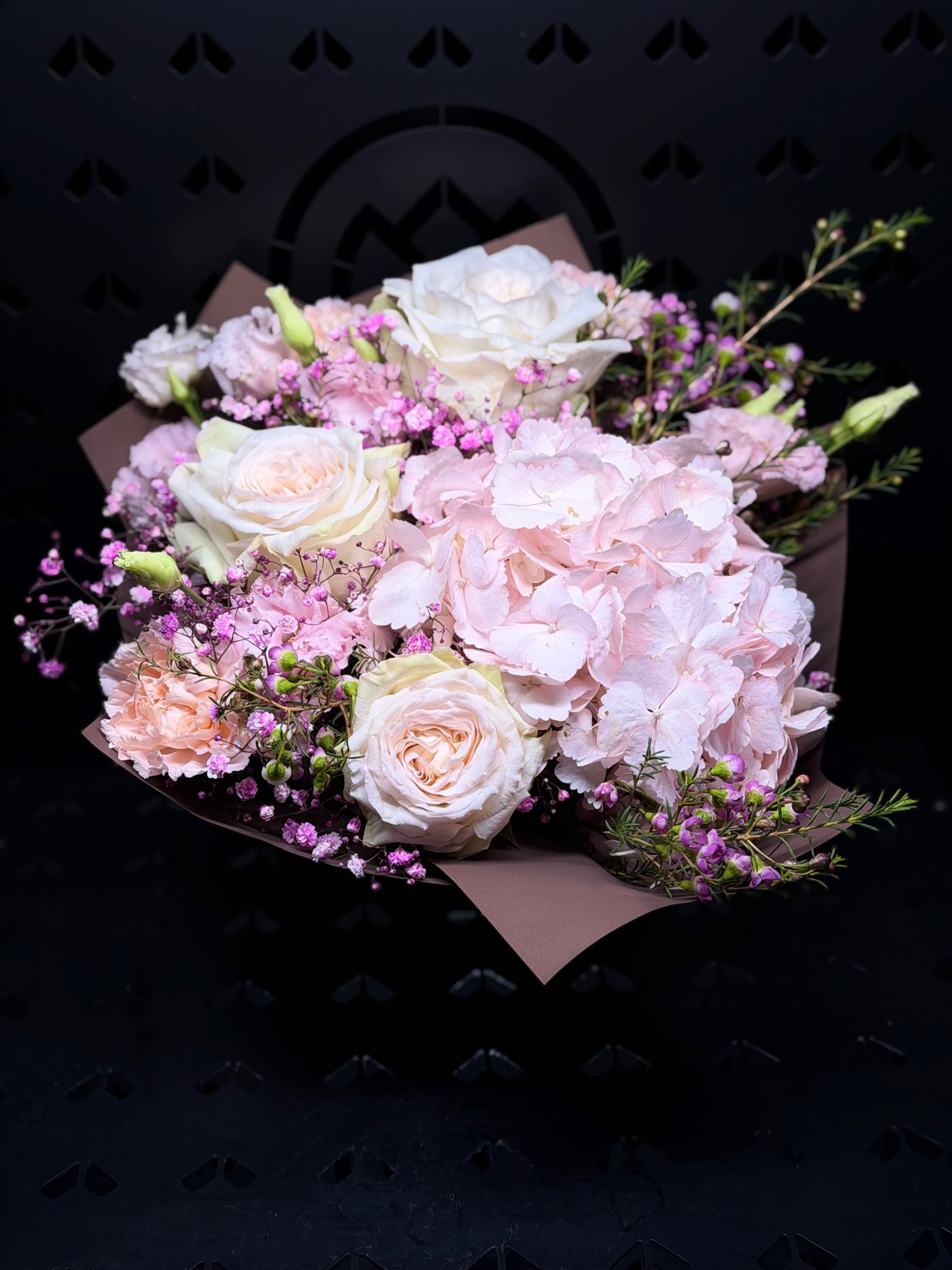 Bukiet z Dom Kwiatów i Sztuki