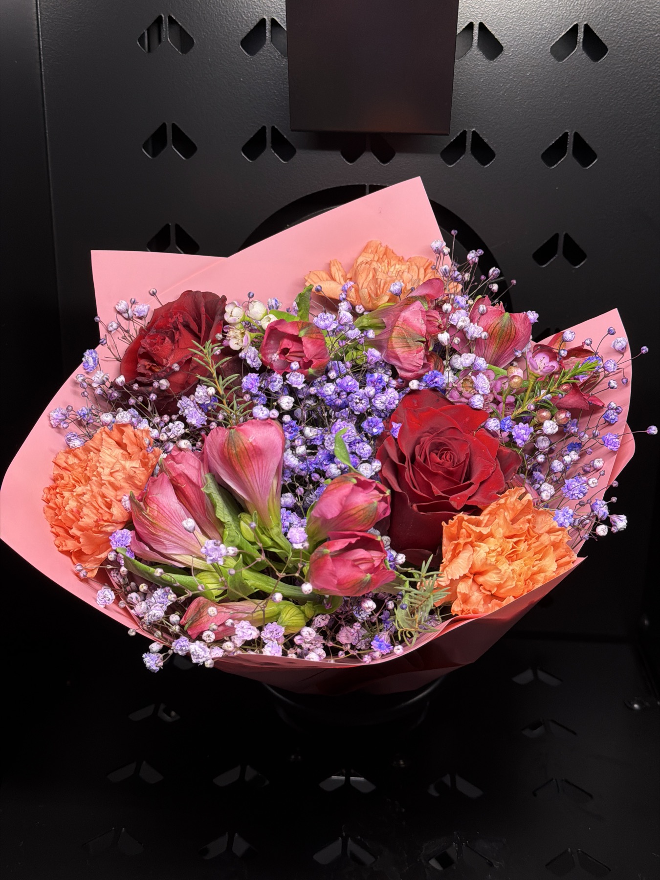 Bukiet z Dom Kwiatów i Sztuki