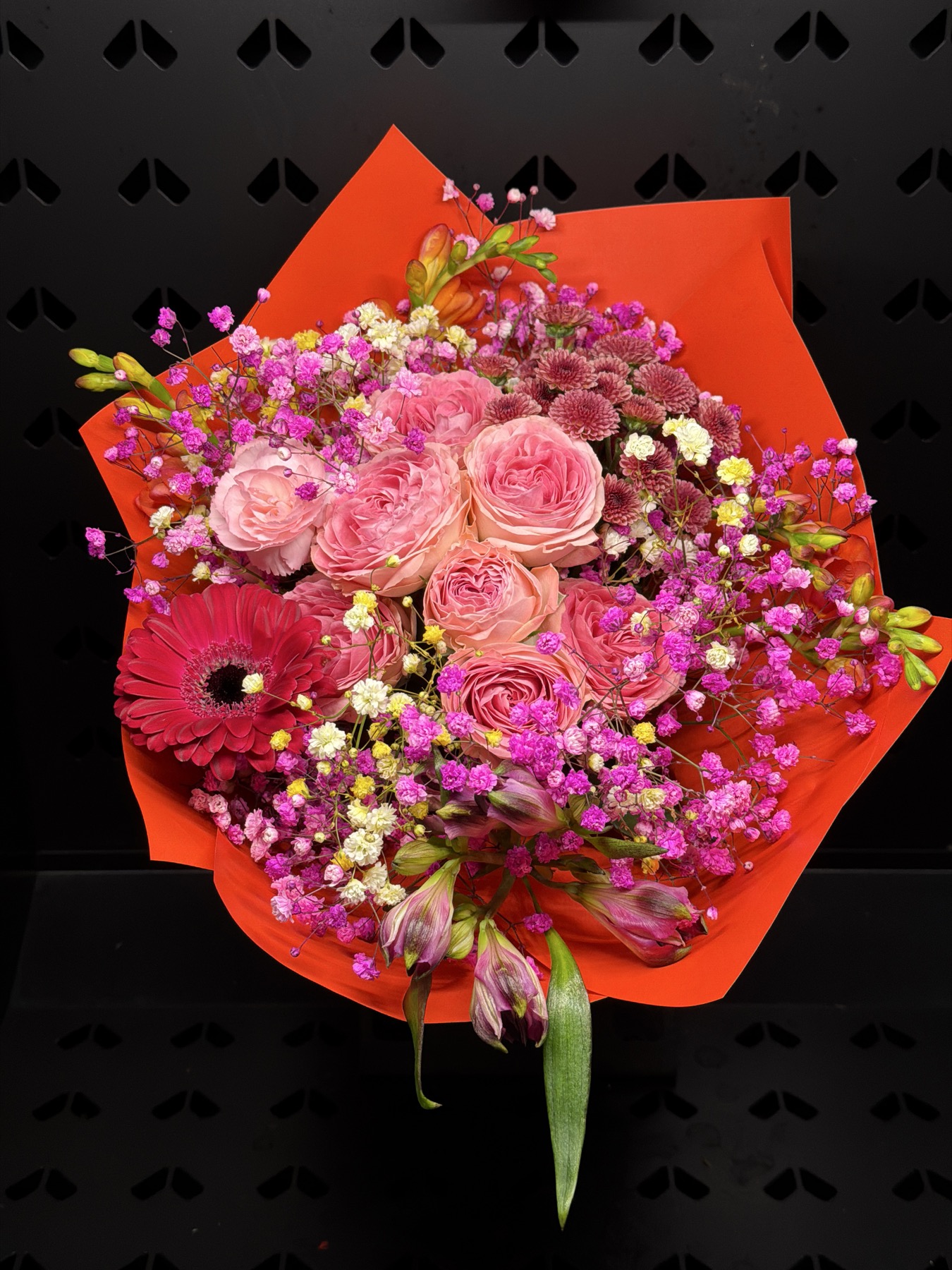 Bukiet z Dom Kwiatów i Sztuki