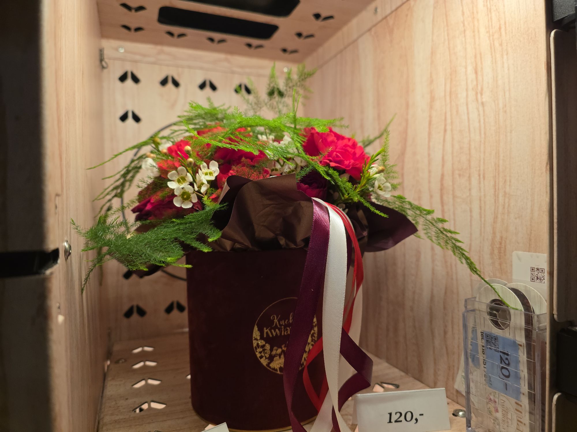 Bukiet z Batorego 81a (wjazd na bri...