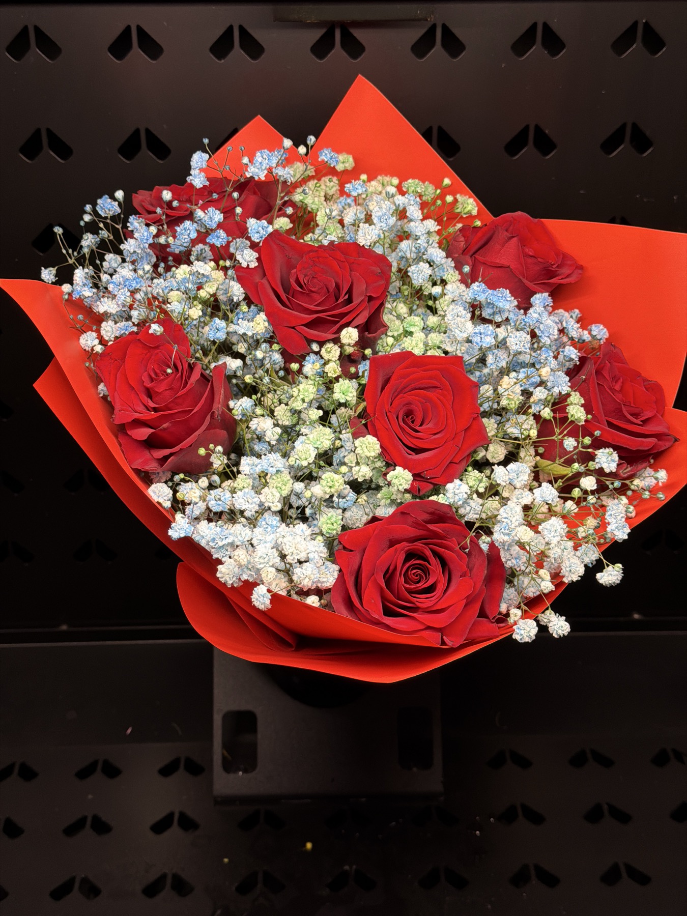 Bukiet z Dom Kwiatów i Sztuki