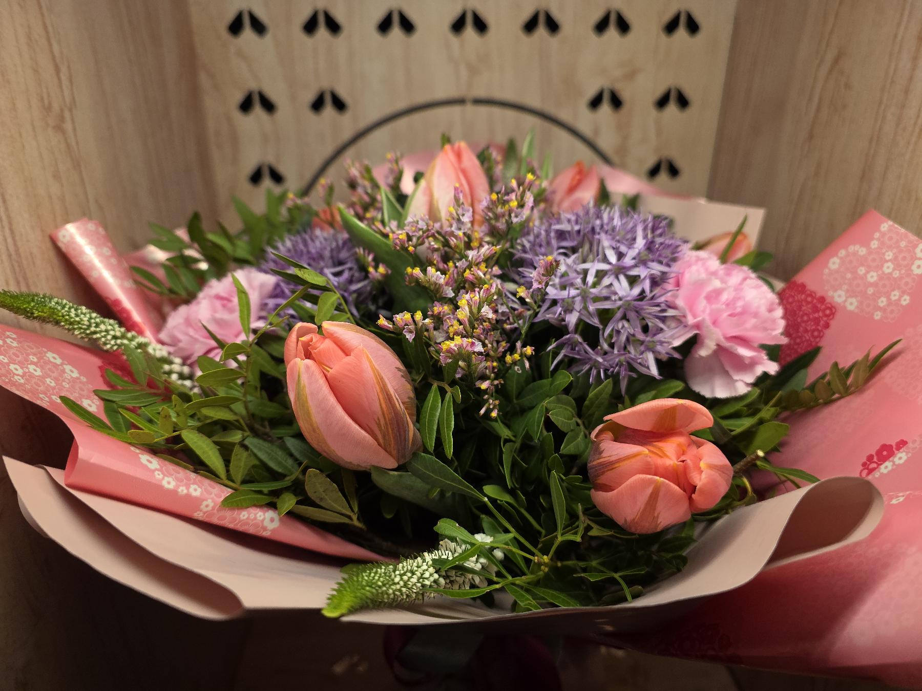 Bukiet z Batorego 81a (wjazd na bri...