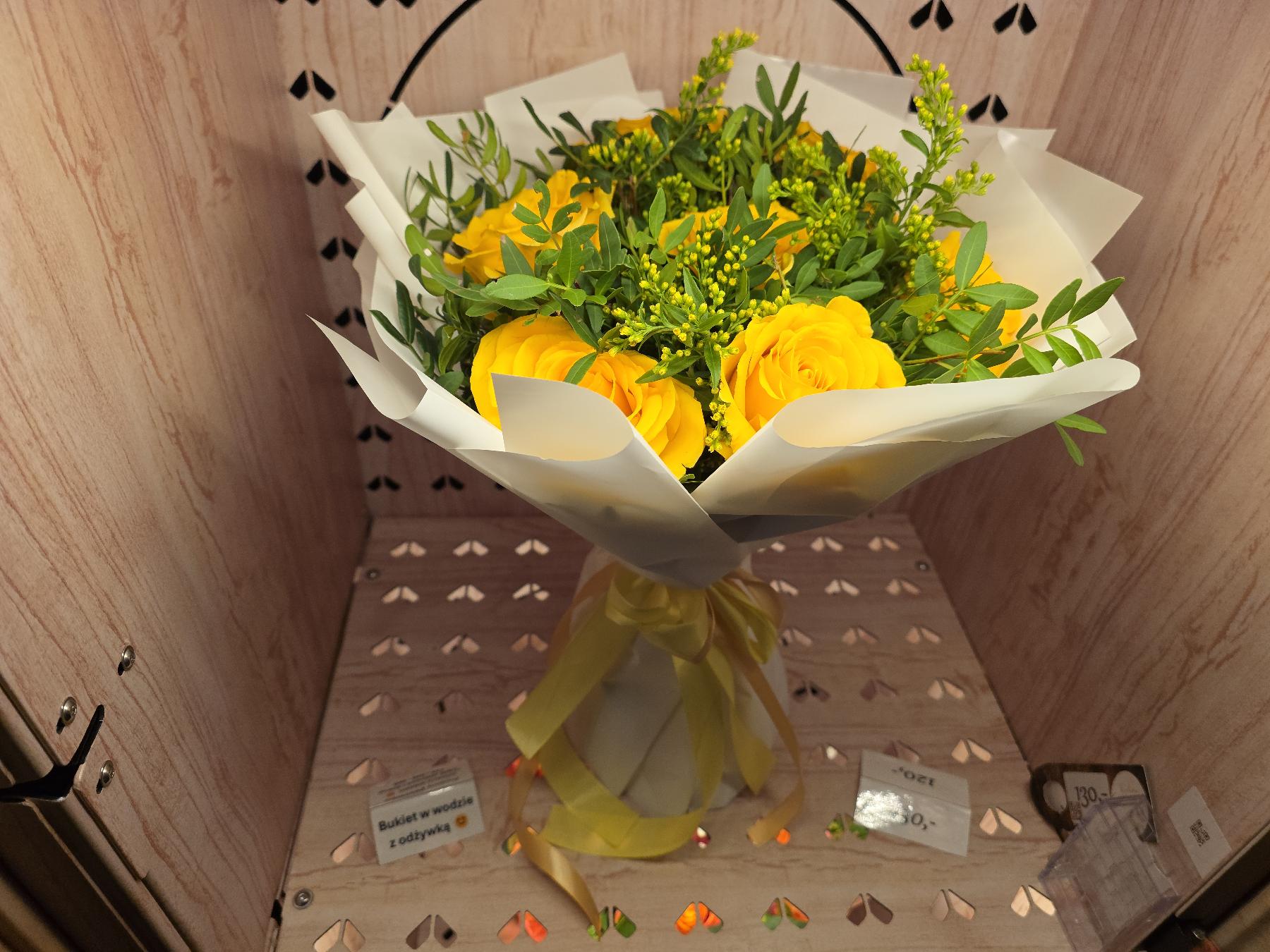 Bukiet z Batorego 81a (wjazd na bri...