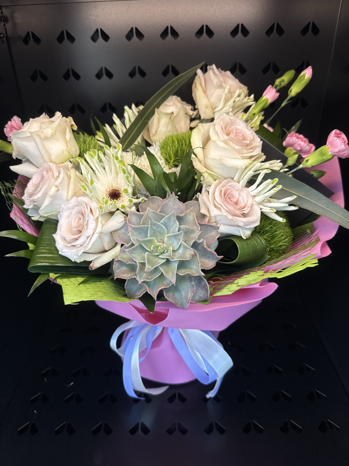 Bukiet z Ełk, ul. Miłosza 2